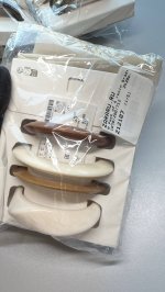 Zara НАБОР ИЗ ЧЕТЫРЕХ ПЛАСТИКОВЫХ БРАСЛЕТОВ Ecru | 1070/200/712