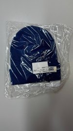 Zara ТРИКОТАЖНАЯ ШАПКА В РУБЧИК С ЭТИКЕТКОЙ Ink blue | 4701/699/430