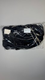 Zara ПЛАТЬЕ МИДИ ПЛИССИРОВАННОЕ С РЕМНЕМ И КОНТРАСТНОЙ ОТДЕЛКОЙ Black | 8372/022/800