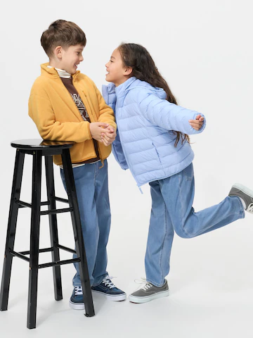 Uniqlo Джинсы EZY REGULAR купить с доставкой.