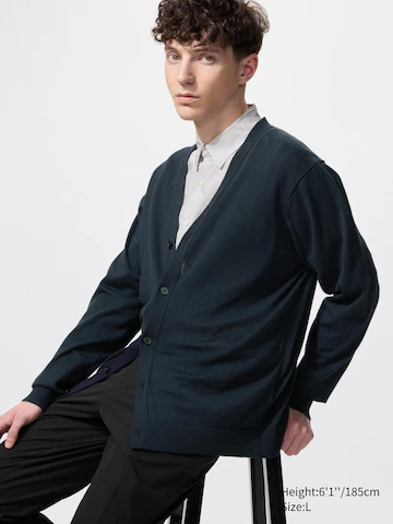 Uniqlo Кардиган с V-образным вырезом из вязаного полотна купить с доставкой.