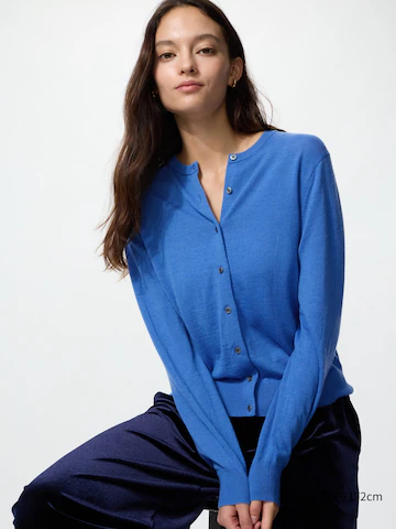 Uniqlo Кардиган с V-образным вырезом из 100% мериносовой шерсти