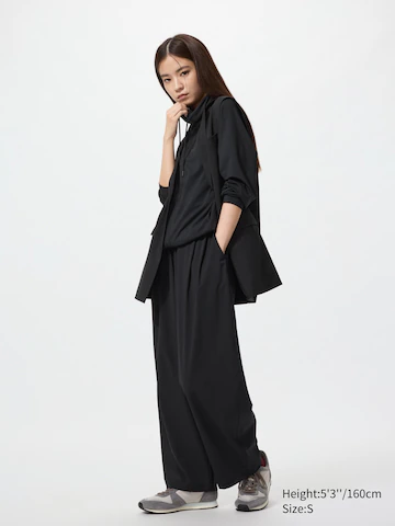 Uniqlo Ультра стайлинг брюки с широким кроем (короткие)