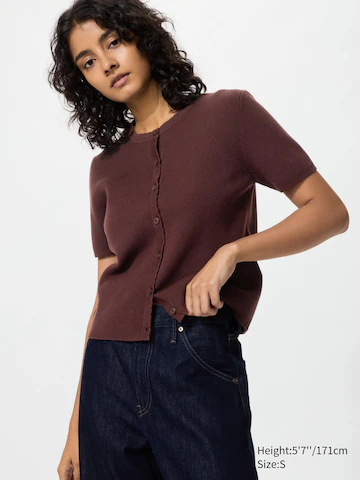 Кардиган с коротким рукавом и застёжкой на пуговицы и бахрому