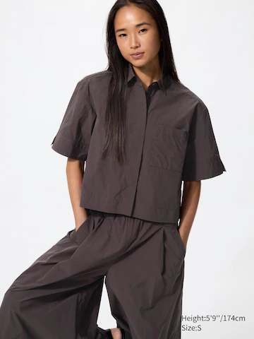 Шелковистая короткая рубашка прямого кроя (полурукав)