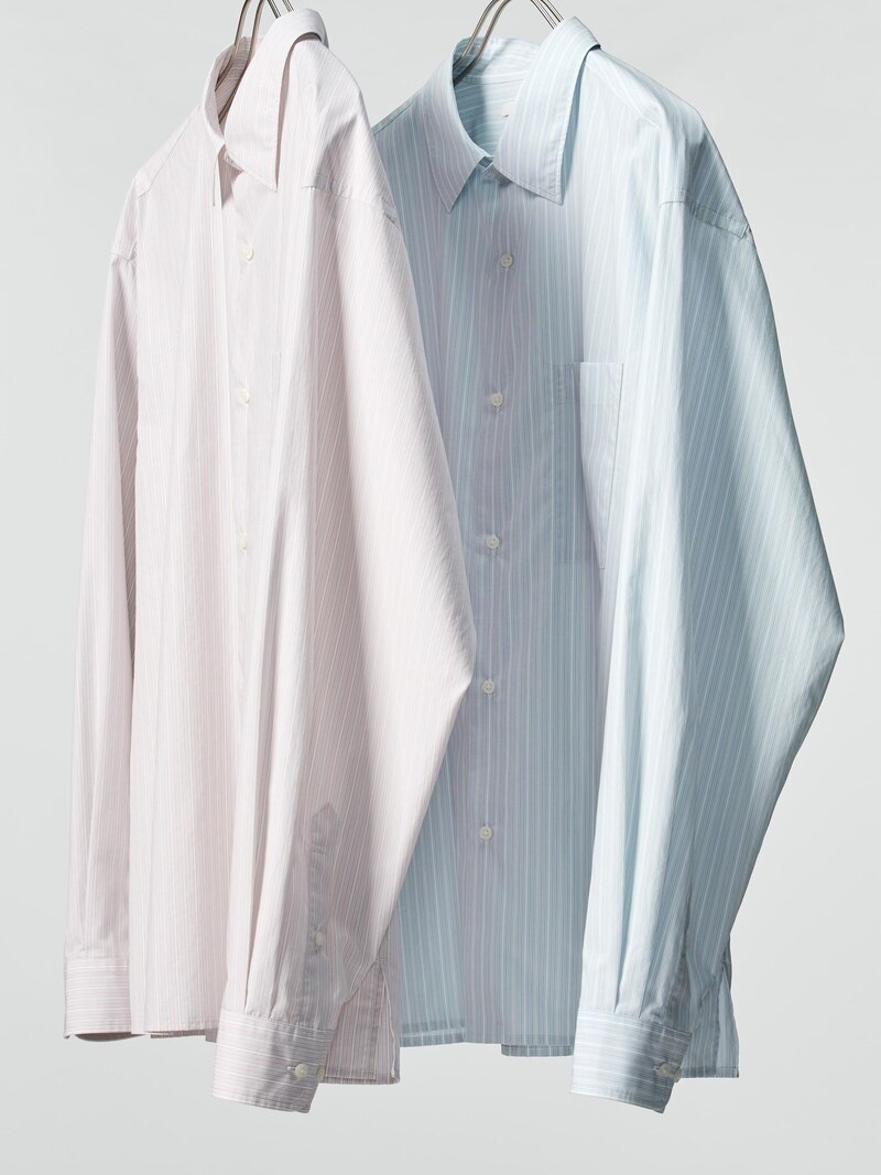 Рубашка из широкой ткани (с регулярным воротником, в полоску)