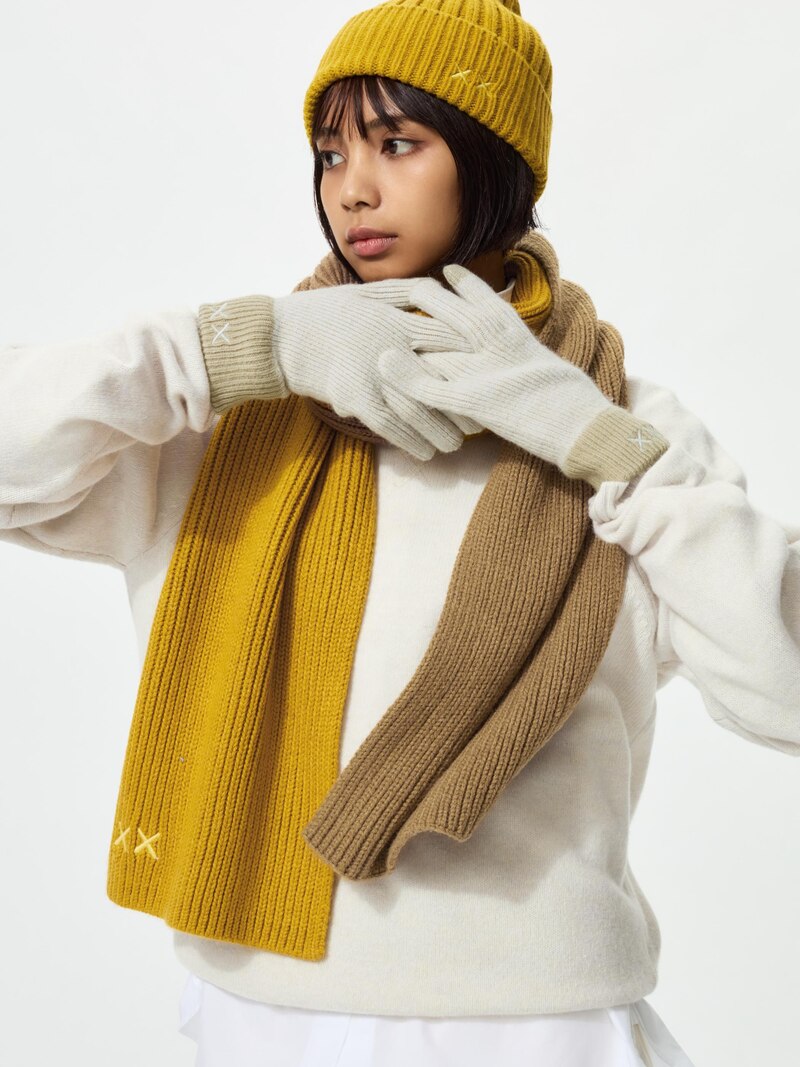 Вязанные перчатки kaws winter heattech