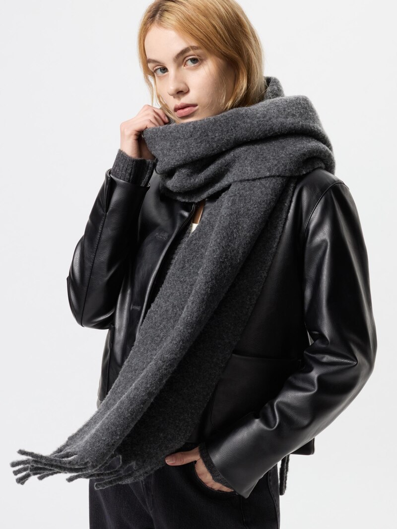 Теплый плед из воздушной пряжи