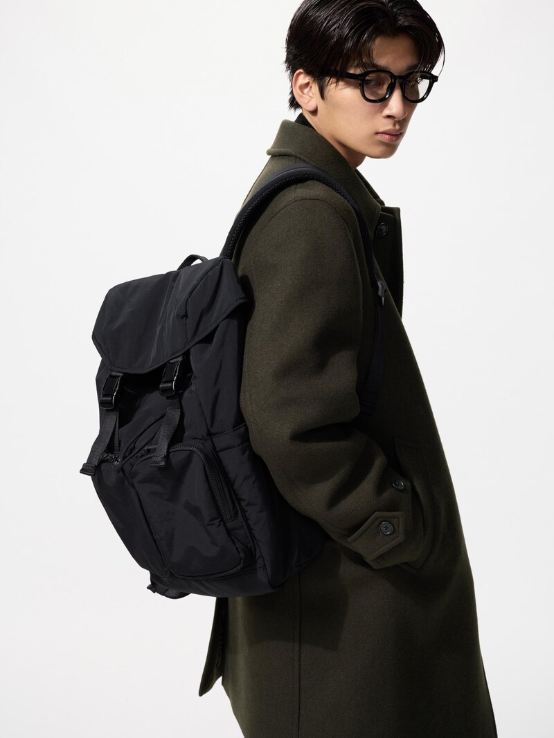 Рюкзак с множеством карманов