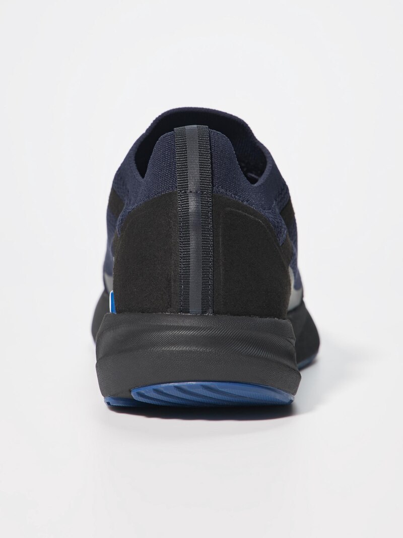 Кроссовки для активной занятий спортом