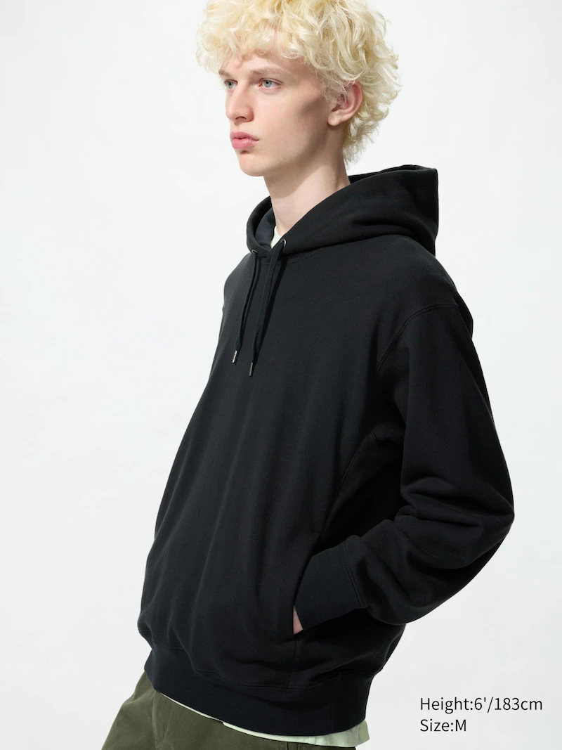 Толстовка с капюшоном и полукруглым вырезом