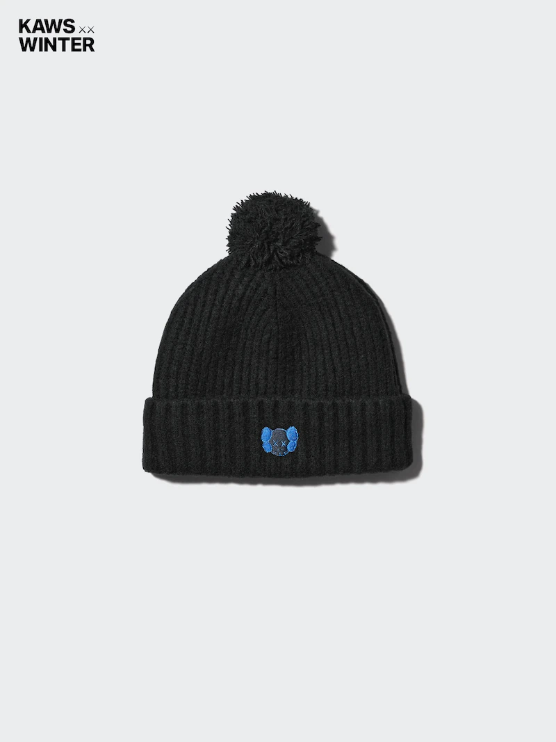 Шапка из мягкой пряжи heattech от kaws для зимы