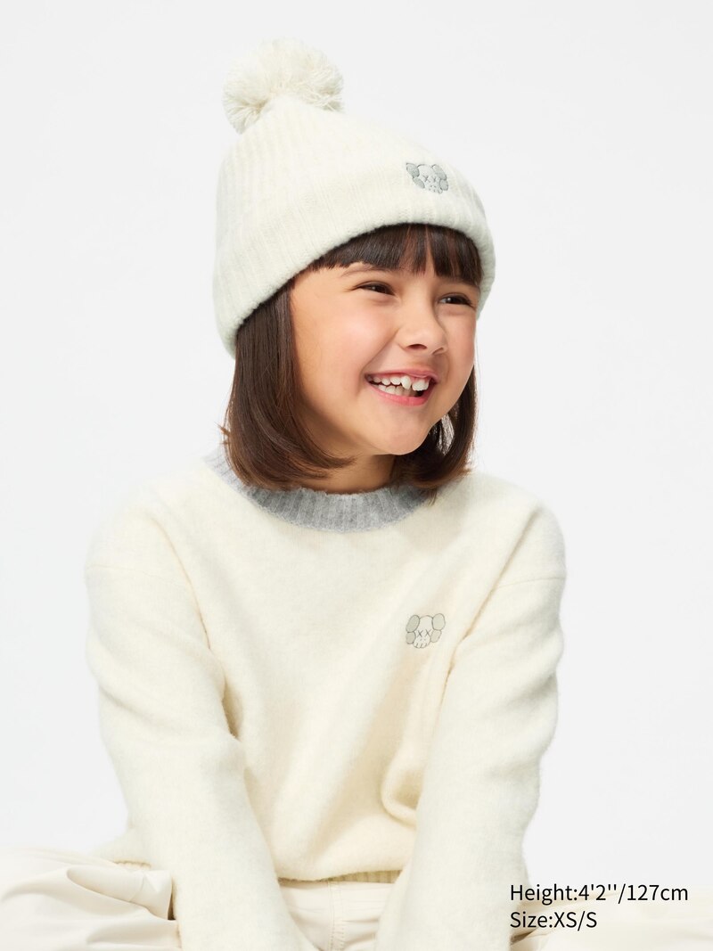 Шапка из мягкой пряжи heattech от kaws для зимы