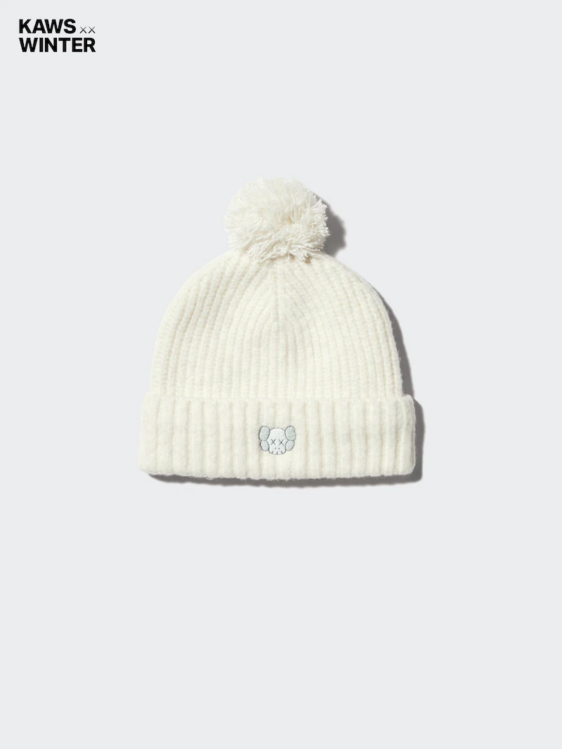 Шапка из мягкой пряжи heattech от kaws для зимы