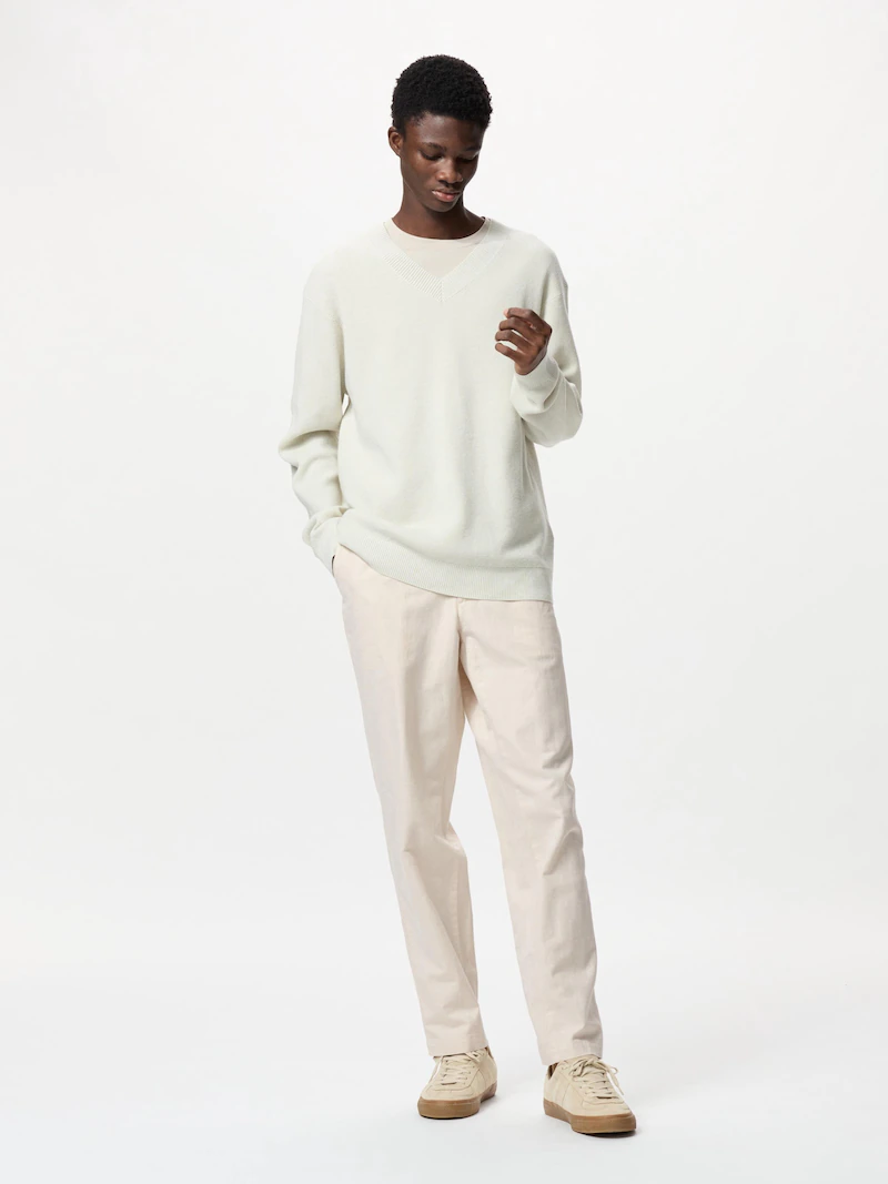 Льняные брюки свободного кроя