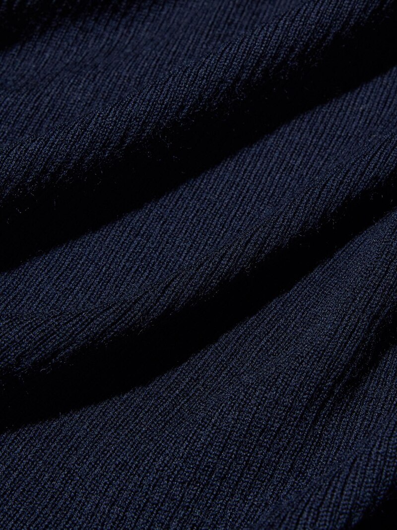 Водолазка из 100% мериносовой шерсти с ребристым узором