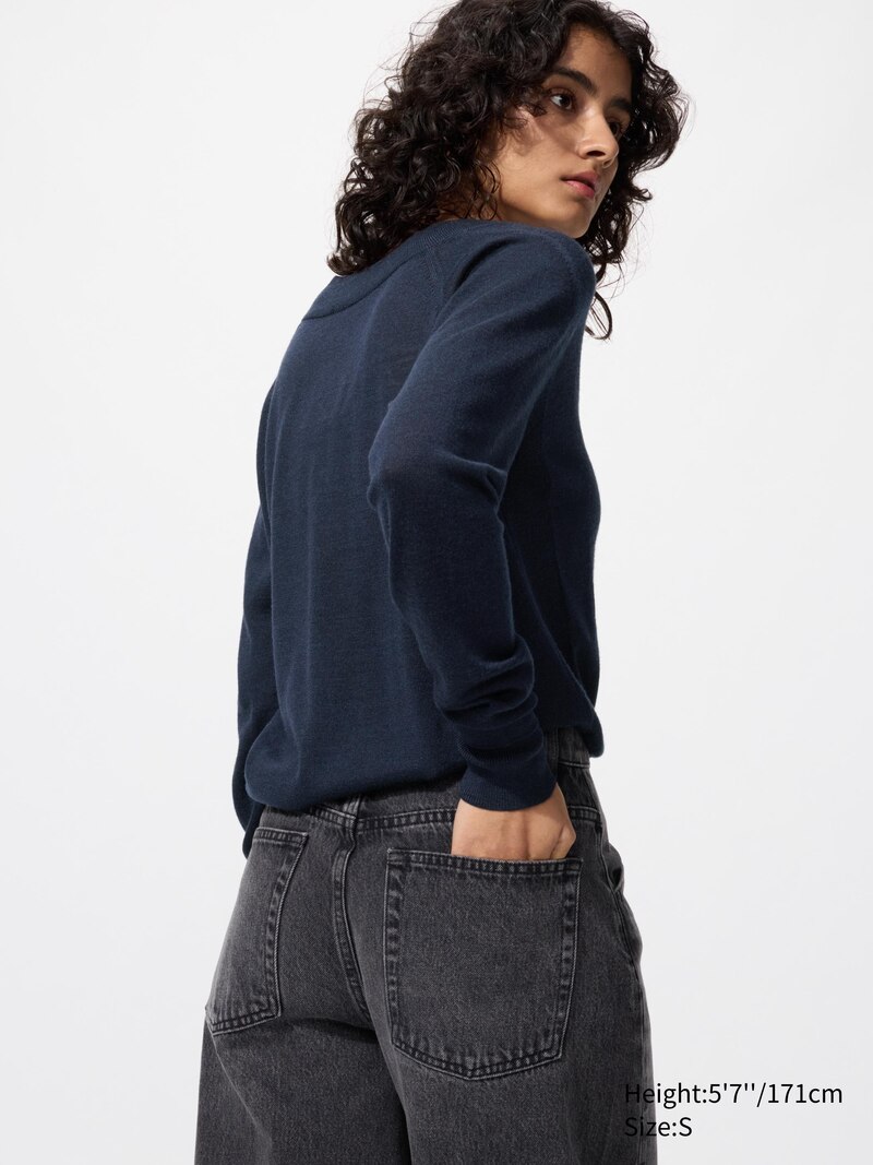 Джинсы с широкими брючинами