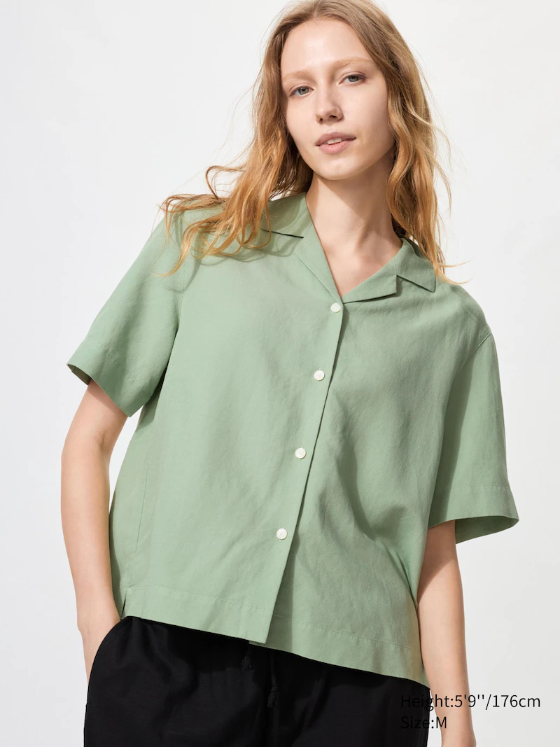 Рубашка из льна с открытым воротником (короткий рукав) в зеленом цвете