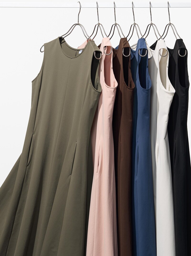 Платье из ультраэластичной ткани (без рукавов)