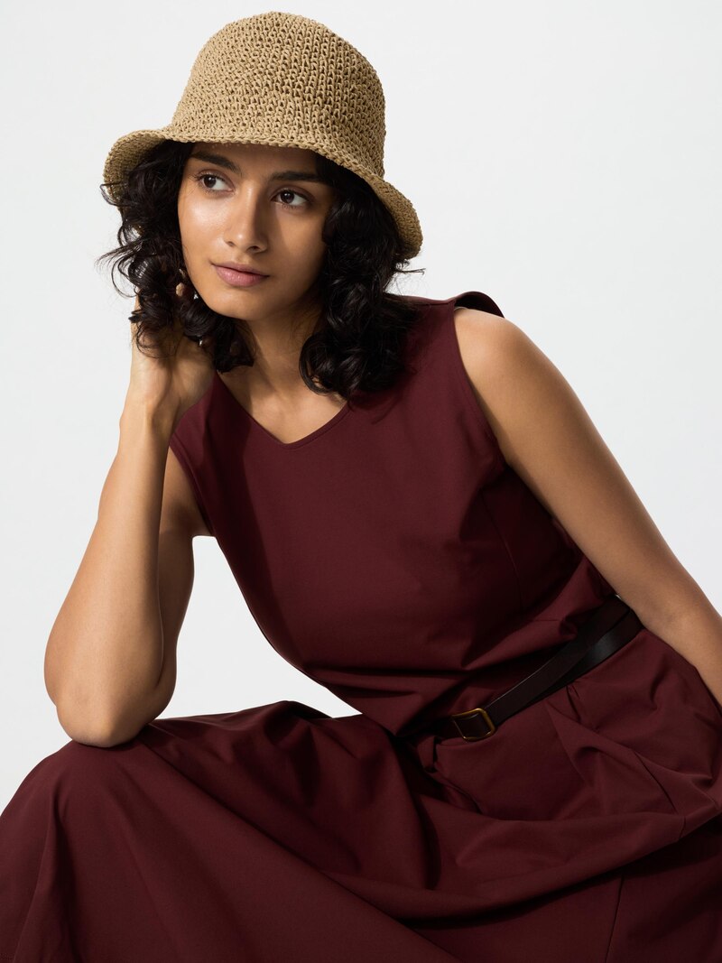 Регулируемая крючком шляпа