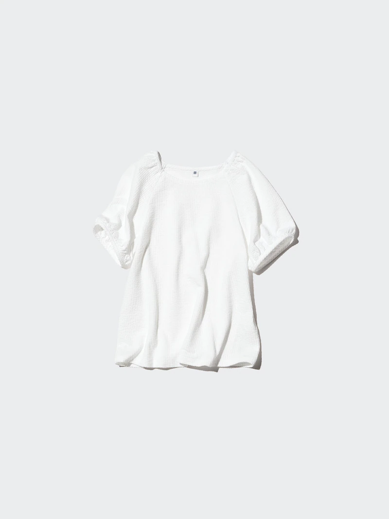 Футболка с объемными рукавами