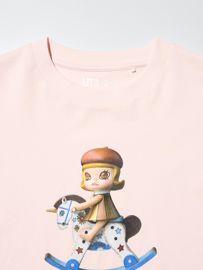 Футболка с графическим принтом pop mart ut