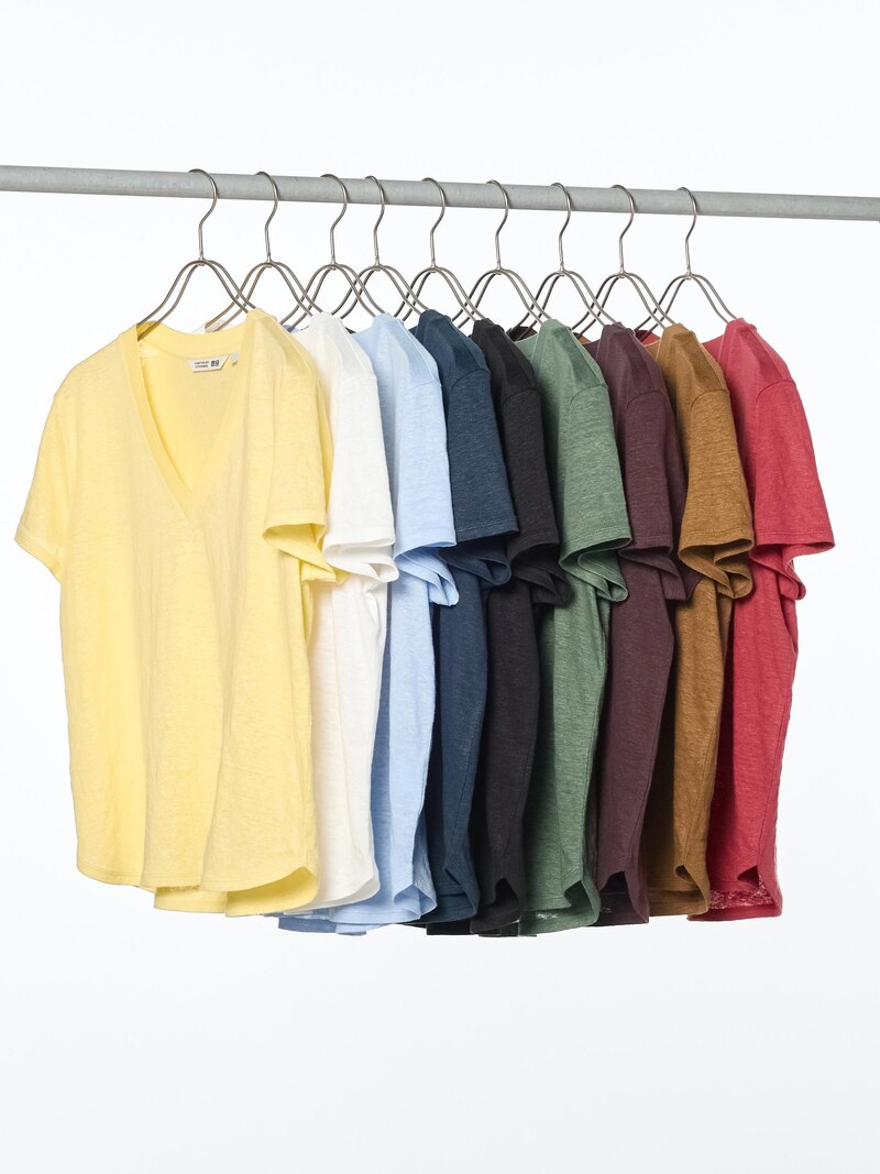 Футболка с v-образным вырезом из 100% льна