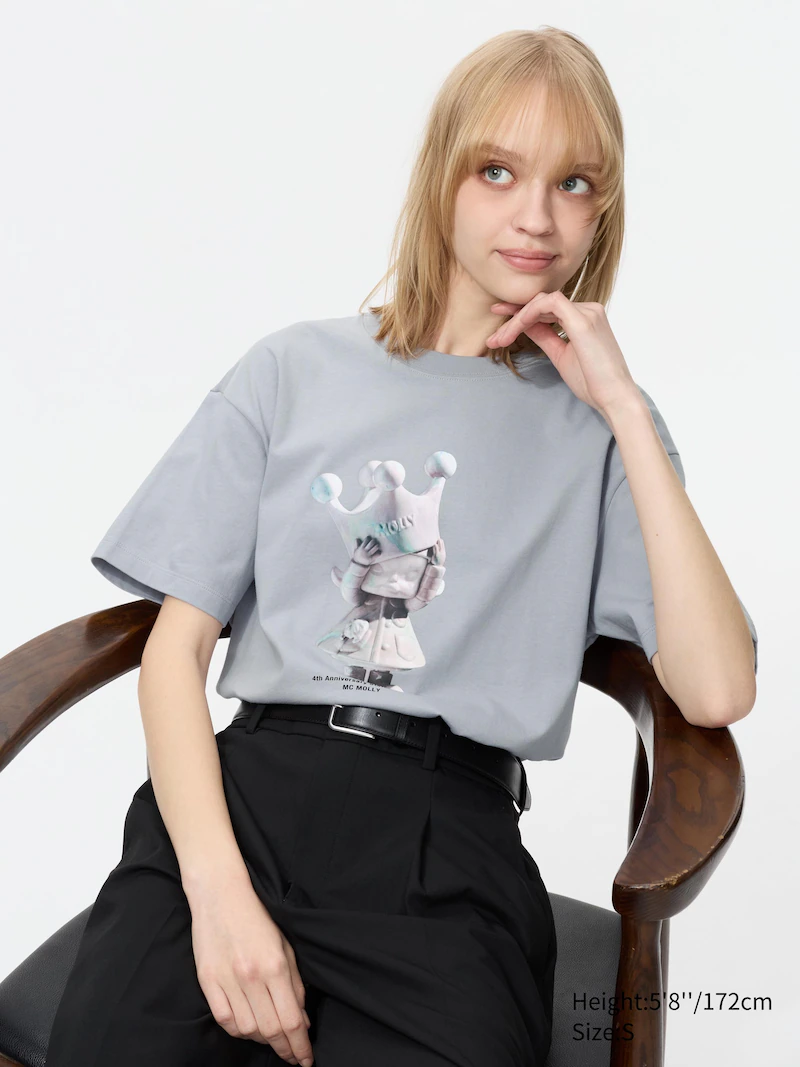 Футболка с графическим принтом pop mart ut