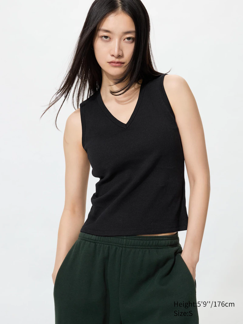 Топ с v-образным вырезом