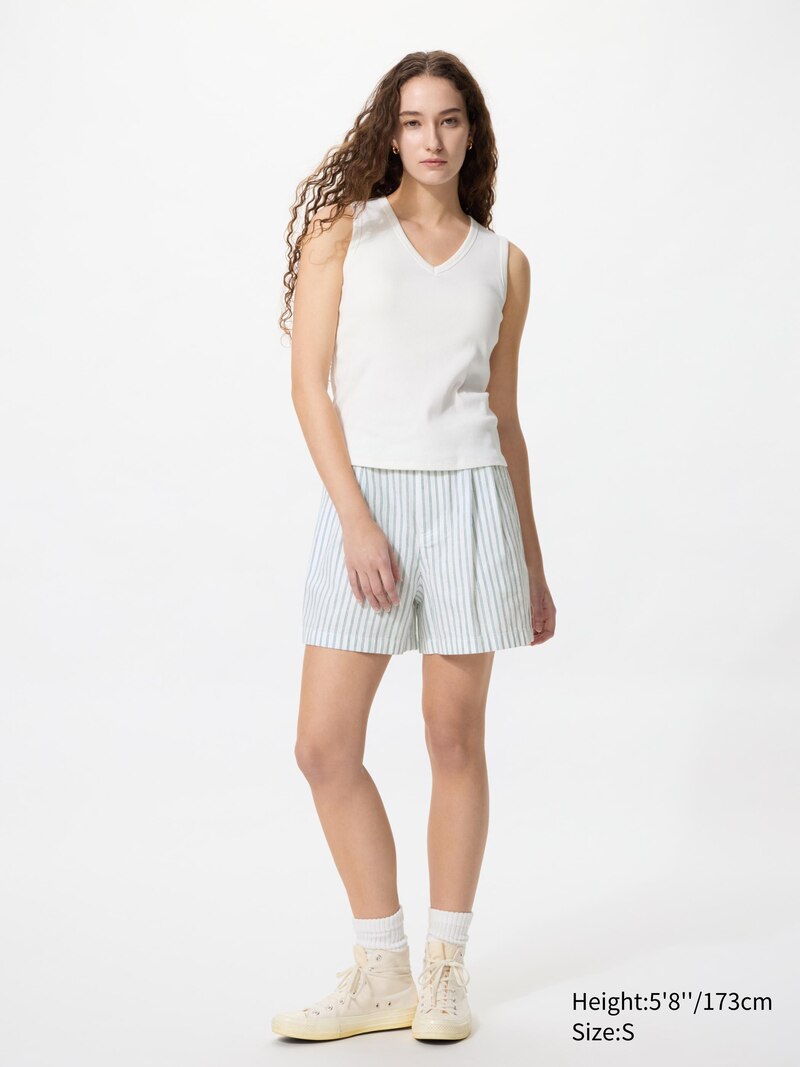 Топ с v-образным вырезом