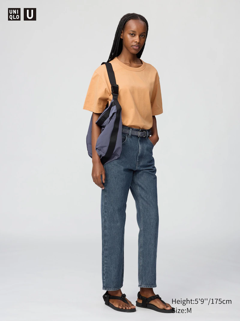 Футболка с круглым вырезом