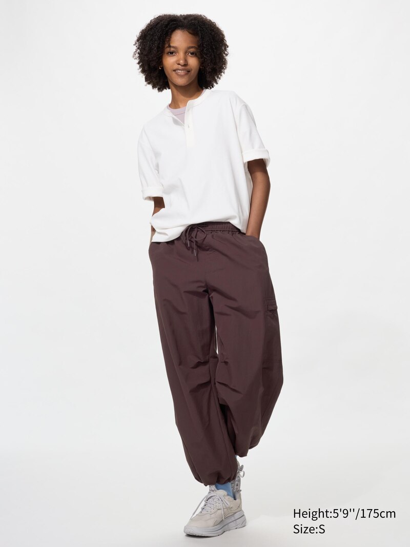 Мужская футболка с горловиной типа 