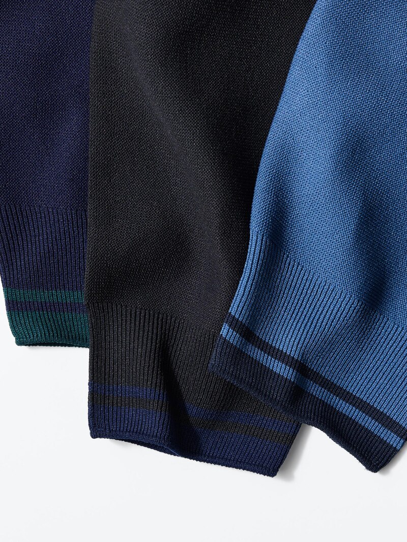 Худи с капюшоном из структурного трикотажа, подлежащее стирке