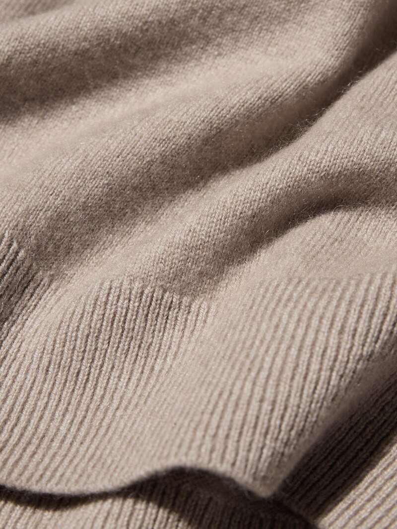 Кашемировый свитер с круглым вырезом