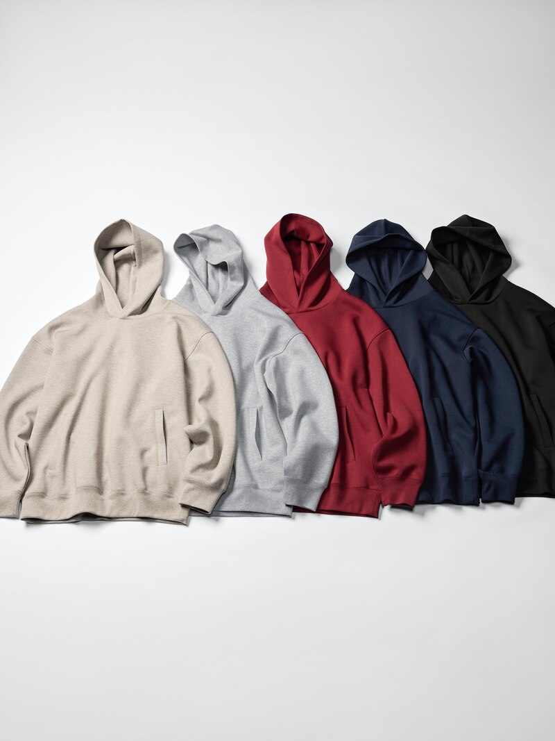 Худи с капюшоном и увеличенными размерами